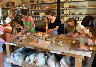 Saint-Brevin-les-Pins. Dans l'atelier de poterie d'Emmanuelle Ferré, « on  se connecte à la terre »